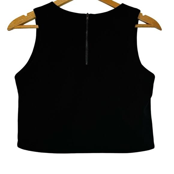 Design Lab Lord & Taylor Black Sleeveless Crop Top Size Medium Back‎ Zipper - Picture 4 of 8